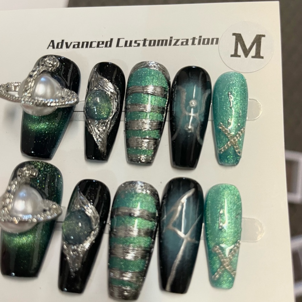 New,Hand made nail set,size M - Picture 4 of 5